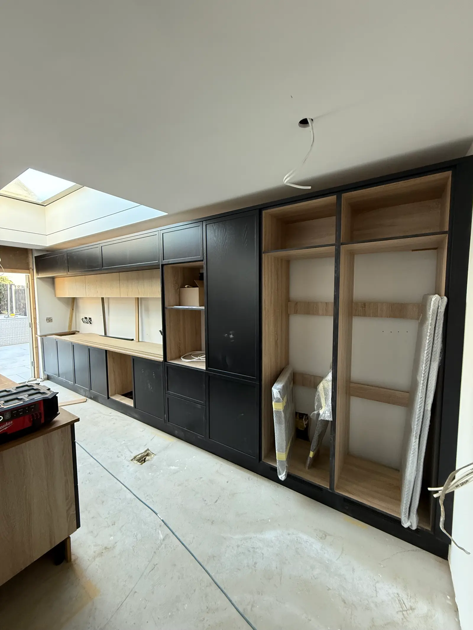 Marble oak kitchen detail