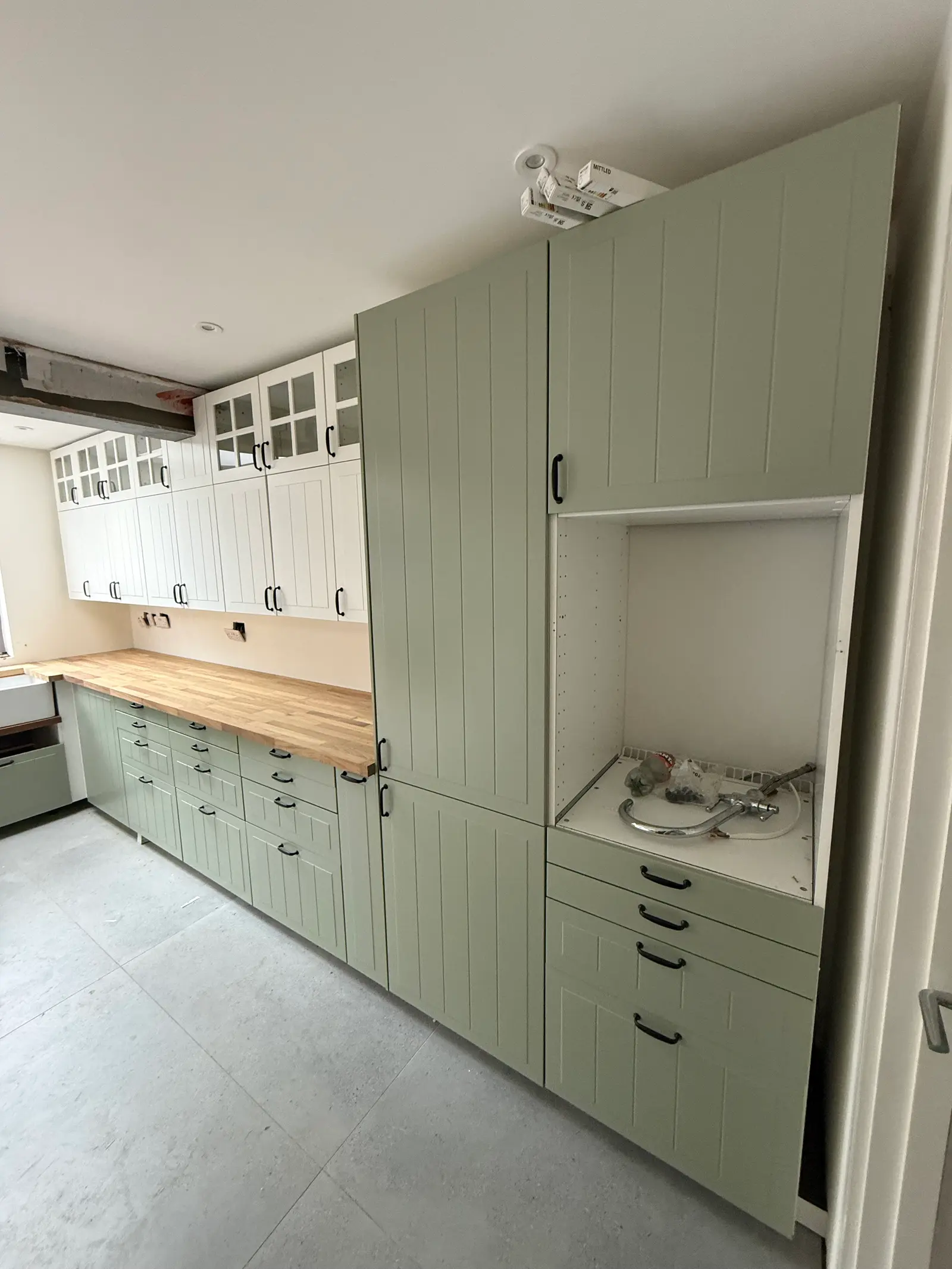 Quartz island cabinets