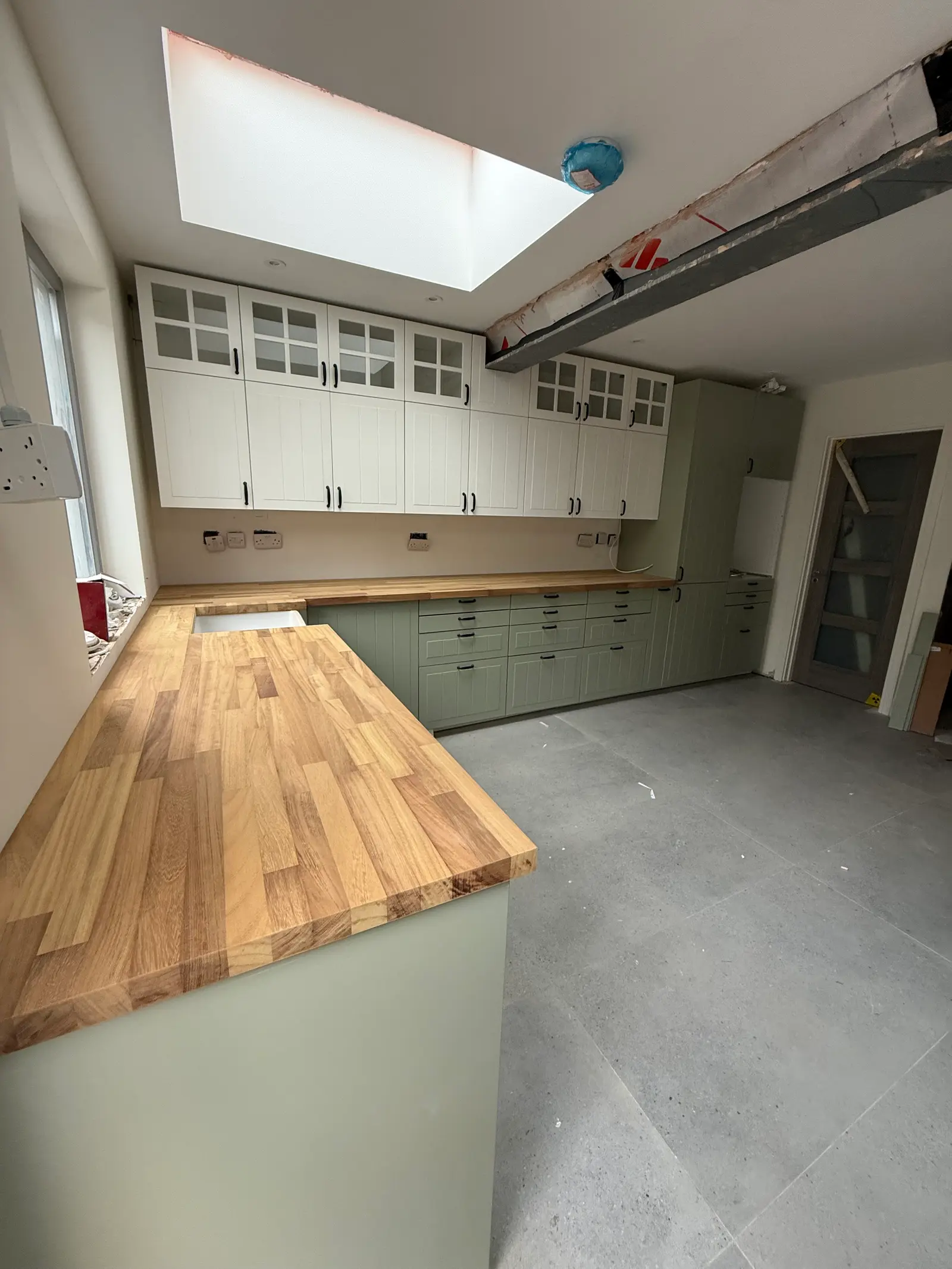 Quartz island counter detail